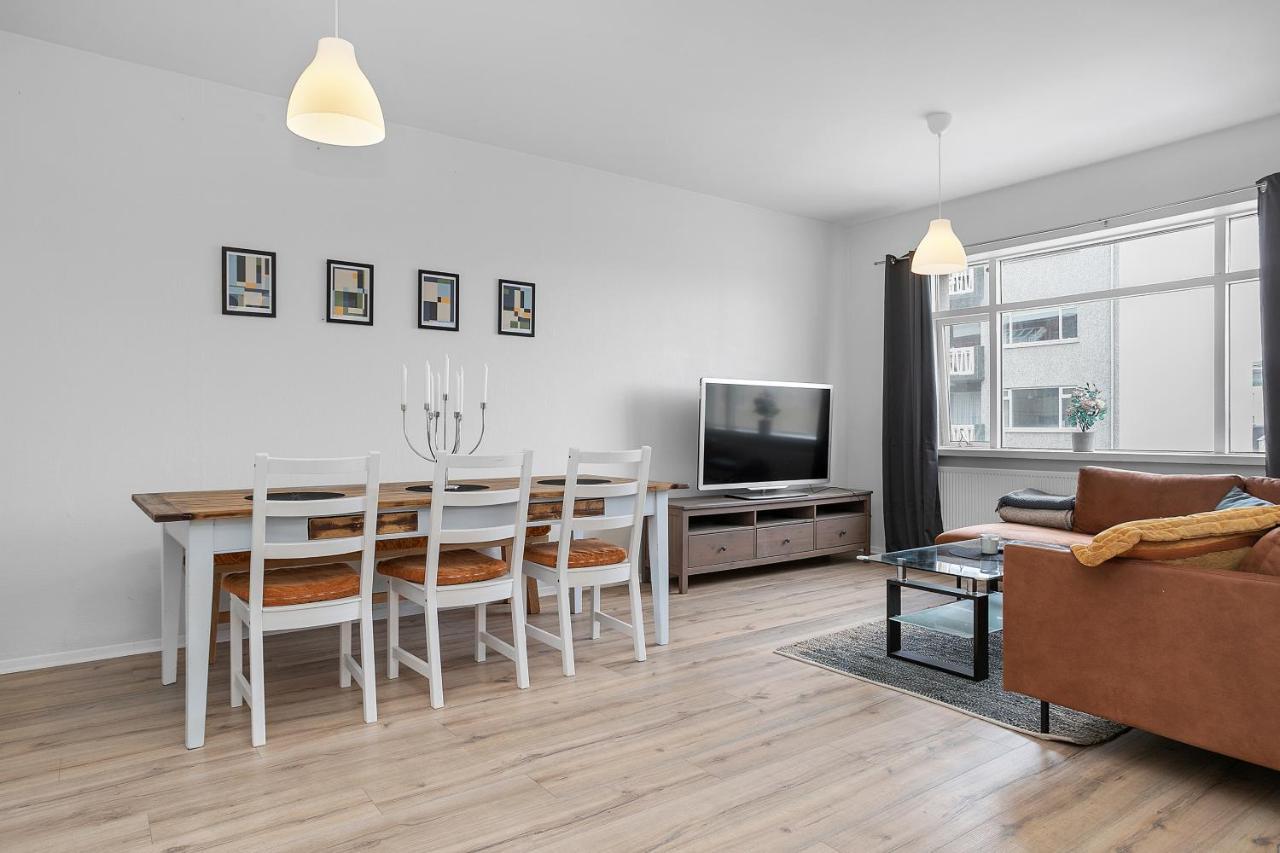 V53 Lovely 2 bedroom Apartment in Reykjavík Buitenkant foto