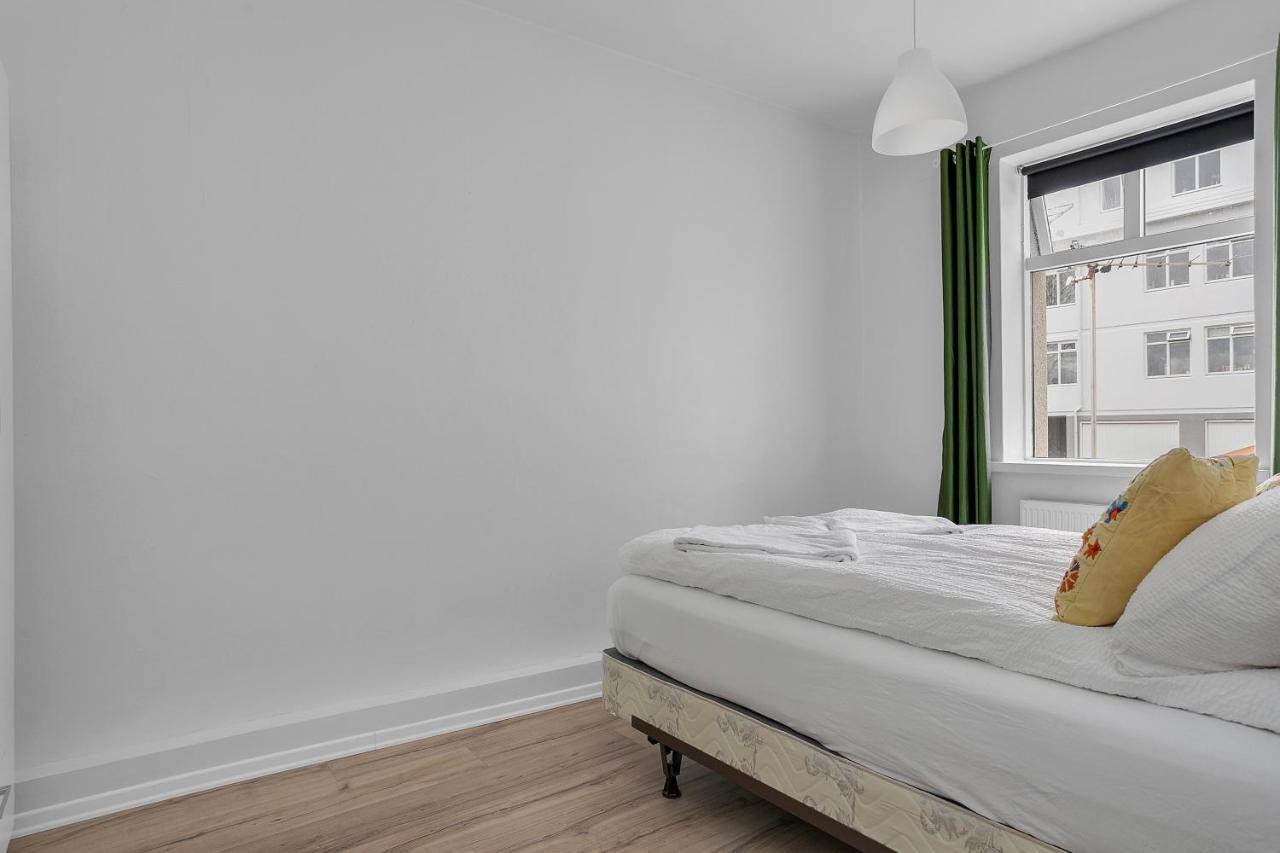 V53 Lovely 2 bedroom Apartment in Reykjavík Buitenkant foto